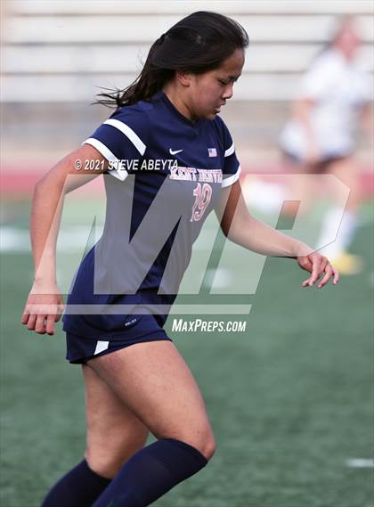 Thumbnail 2 in Kent Denver vs Jefferson Academy (CHSAA 3A Semifinal) photogallery.