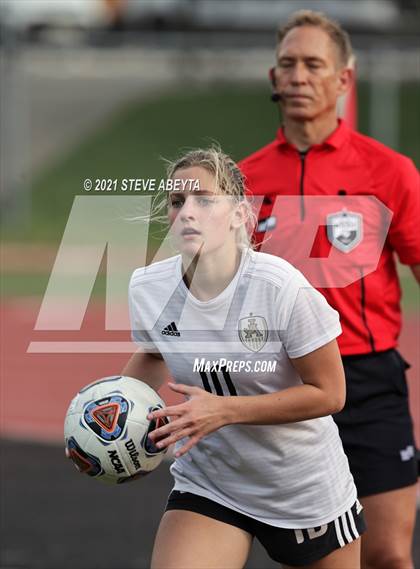 Thumbnail 3 in Kent Denver vs Jefferson Academy (CHSAA 3A Semifinal) photogallery.