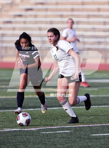 Thumbnail 1 in Kent Denver vs Jefferson Academy (CHSAA 3A Semifinal) photogallery.