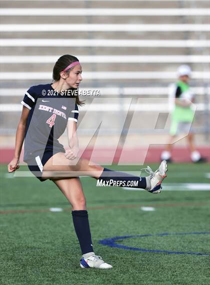 Thumbnail 1 in Kent Denver vs Jefferson Academy (CHSAA 3A Semifinal) photogallery.