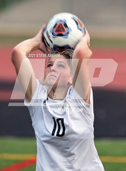 Thumbnail 2 in Kent Denver vs Jefferson Academy (CHSAA 3A Semifinal) photogallery.