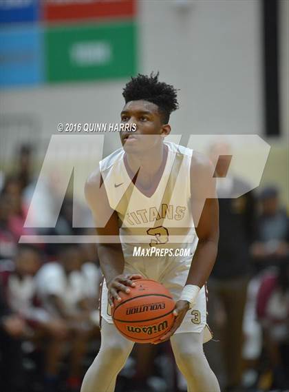 Thumbnail 1 in Uplift vs Morgan Park (Proviso West Holiday Tournament) photogallery.