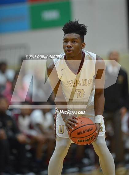 Thumbnail 3 in Uplift vs Morgan Park (Proviso West Holiday Tournament) photogallery.