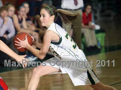 Thumbnail 2 in Appleton East @ Oshkosh North photogallery.