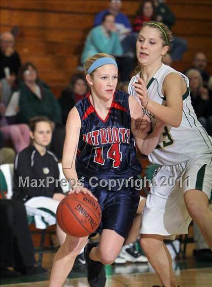 Thumbnail 1 in Appleton East @ Oshkosh North photogallery.