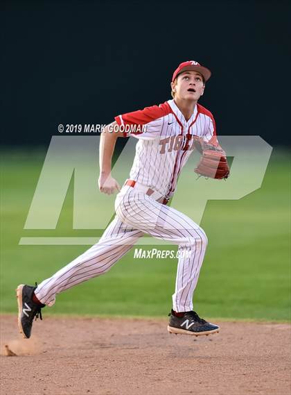 Thumbnail 3 in Seven Lakes @ Katy photogallery.