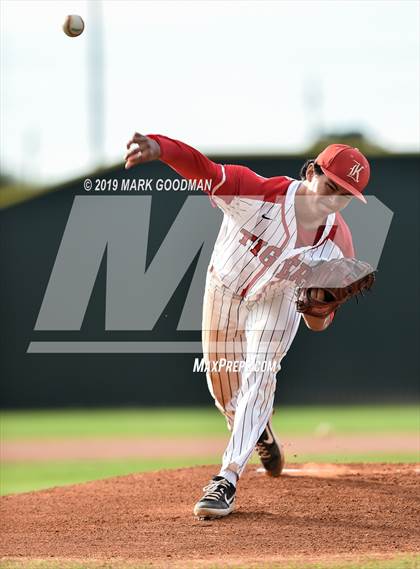 Thumbnail 3 in Seven Lakes @ Katy photogallery.