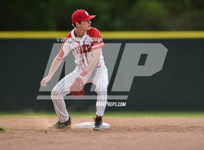 Thumbnail 3 in Seven Lakes @ Katy photogallery.