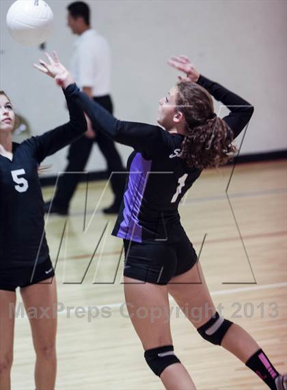 Thumbnail 1 in Faith Lutheran vs. Red Rock (Nike Tournament of Champions) photogallery.