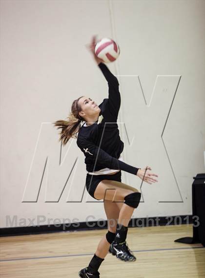 Thumbnail 2 in Faith Lutheran vs. Red Rock (Nike Tournament of Champions) photogallery.