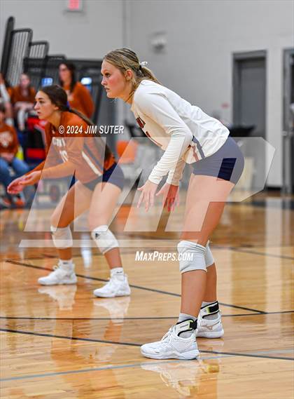 Thumbnail 3 in Caldwell vs Lexington photogallery.