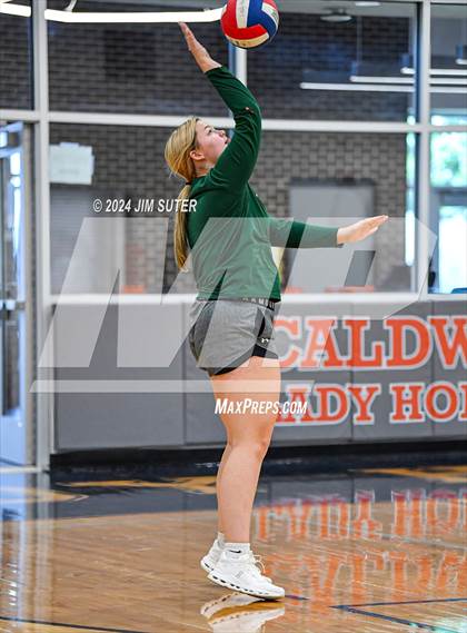 Thumbnail 3 in Caldwell vs Lexington photogallery.