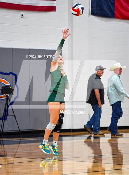 Thumbnail 3 in Caldwell vs Lexington photogallery.