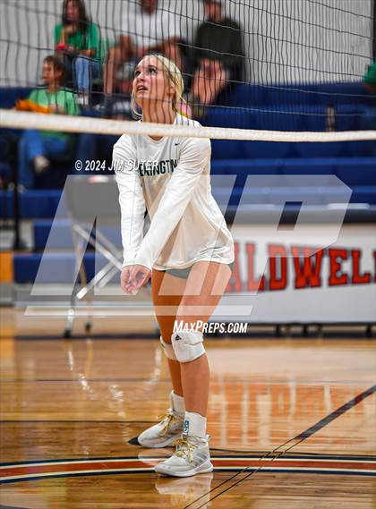 Thumbnail 2 in Caldwell vs Lexington photogallery.