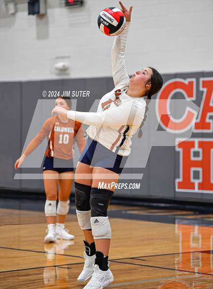 Thumbnail 3 in Caldwell vs Lexington photogallery.