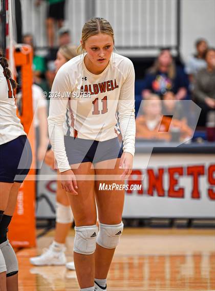 Thumbnail 2 in Caldwell vs Lexington photogallery.