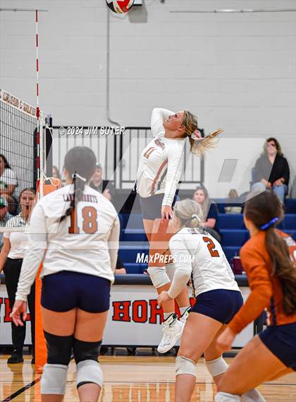 Thumbnail 1 in Caldwell vs Lexington photogallery.