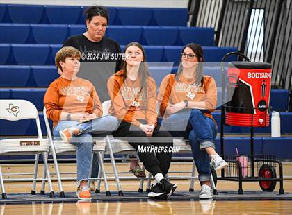 Thumbnail 1 in Caldwell vs Lexington photogallery.