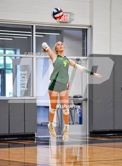 Thumbnail 2 in Caldwell vs Lexington photogallery.