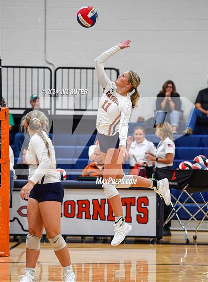 Thumbnail 3 in Caldwell vs Lexington photogallery.