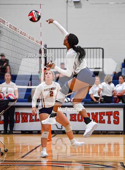 Thumbnail 3 in Caldwell vs Lexington photogallery.