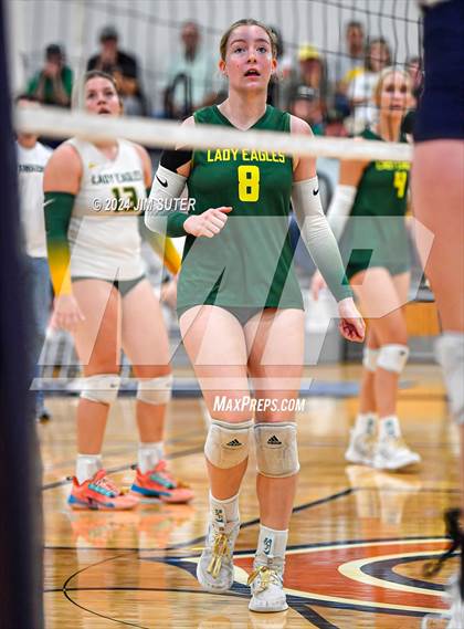 Thumbnail 3 in Caldwell vs Lexington photogallery.