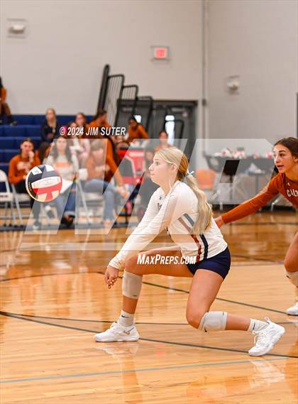 Thumbnail 1 in Caldwell vs Lexington photogallery.