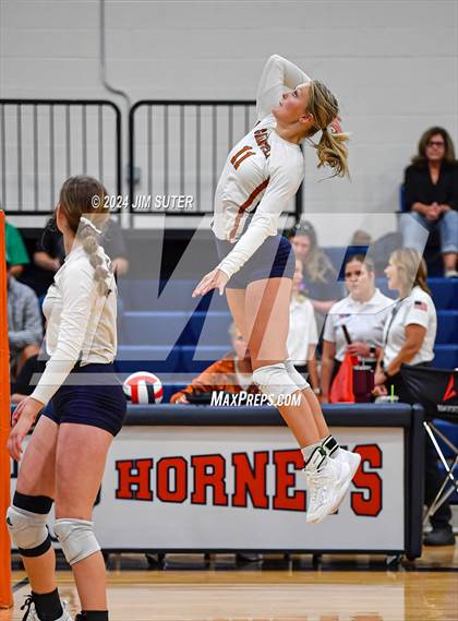 Thumbnail 1 in Caldwell vs Lexington photogallery.