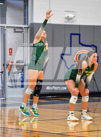 Thumbnail 2 in Caldwell vs Lexington photogallery.