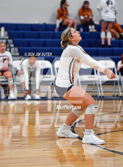 Thumbnail 3 in Caldwell vs Lexington photogallery.
