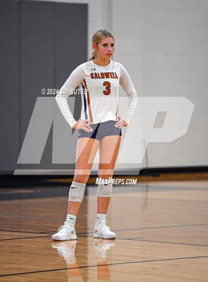 Thumbnail 2 in Caldwell vs Lexington photogallery.