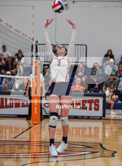 Thumbnail 2 in Caldwell vs Lexington photogallery.