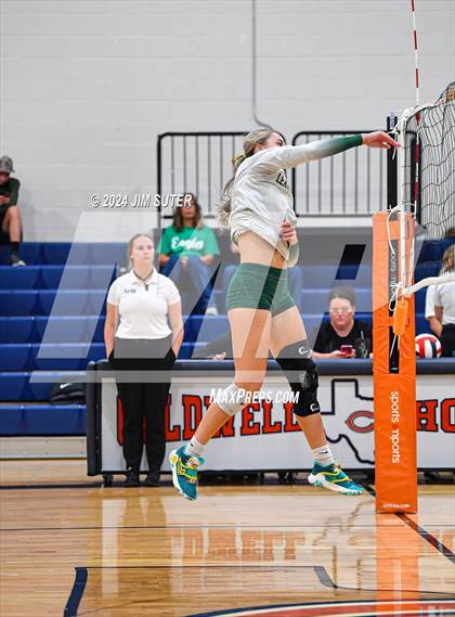 Thumbnail 2 in Caldwell vs Lexington photogallery.