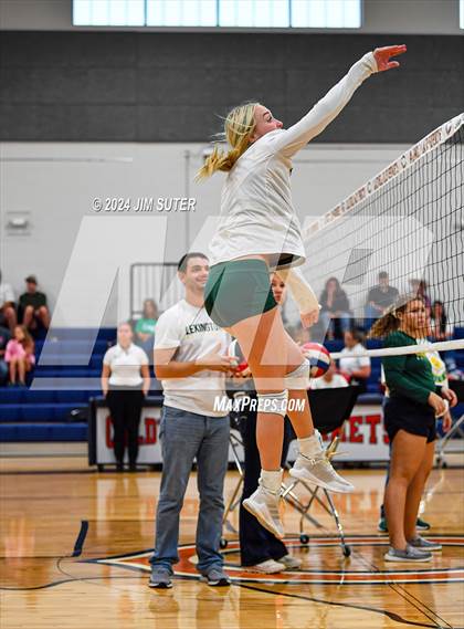 Thumbnail 2 in Caldwell vs Lexington photogallery.