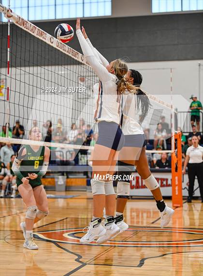 Thumbnail 3 in Caldwell vs Lexington photogallery.