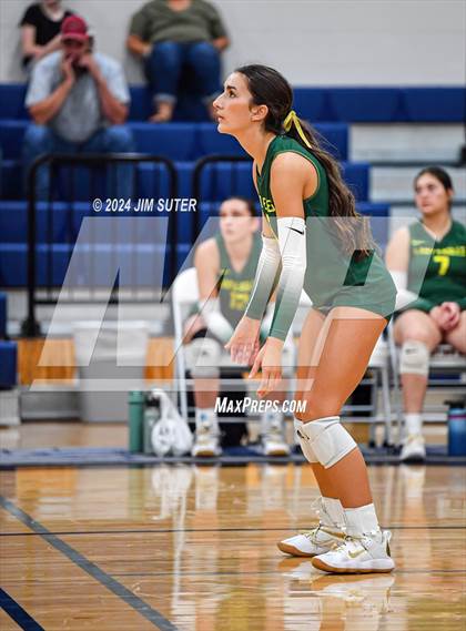 Thumbnail 2 in Caldwell vs Lexington photogallery.