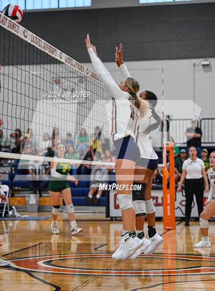 Thumbnail 2 in Caldwell vs Lexington photogallery.