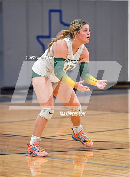 Thumbnail 2 in Caldwell vs Lexington photogallery.