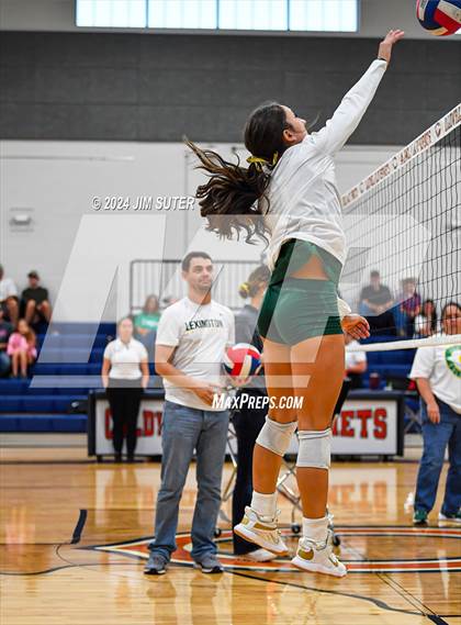 Thumbnail 3 in Caldwell vs Lexington photogallery.