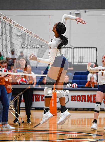 Thumbnail 1 in Caldwell vs Lexington photogallery.