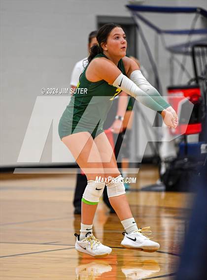 Thumbnail 2 in Caldwell vs Lexington photogallery.