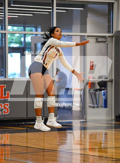 Thumbnail 2 in Caldwell vs Lexington photogallery.