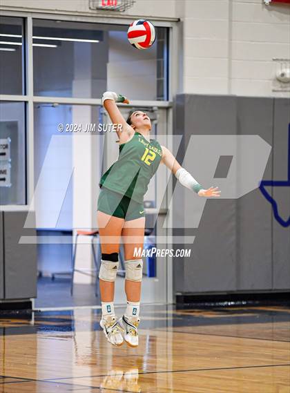 Thumbnail 3 in Caldwell vs Lexington photogallery.