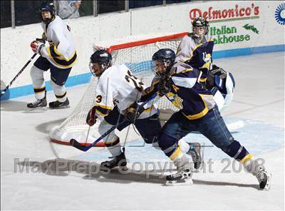 Thumbnail 2 in Webster-Thomas vs Thousand Islands (NYSPHSAA D2 Final) photogallery.