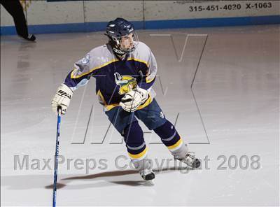 Thumbnail 2 in Webster-Thomas vs Thousand Islands (NYSPHSAA D2 Final) photogallery.
