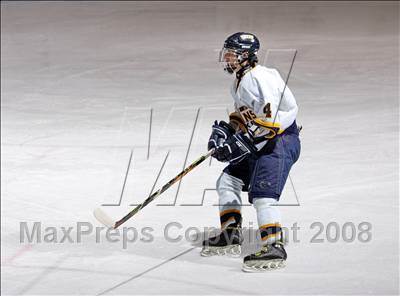 Thumbnail 1 in Webster-Thomas vs Thousand Islands (NYSPHSAA D2 Final) photogallery.
