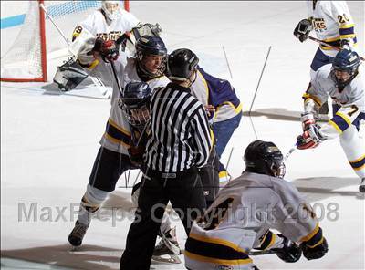 Thumbnail 1 in Webster-Thomas vs Thousand Islands (NYSPHSAA D2 Final) photogallery.