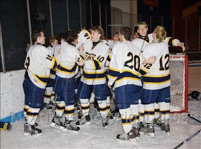 Thumbnail 2 in Webster-Thomas vs Thousand Islands (NYSPHSAA D2 Final) photogallery.