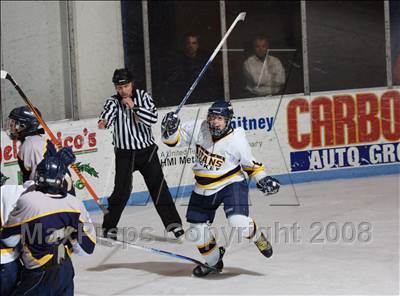 Thumbnail 1 in Webster-Thomas vs Thousand Islands (NYSPHSAA D2 Final) photogallery.