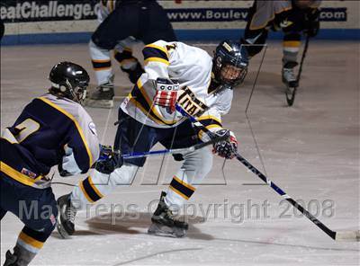 Thumbnail 2 in Webster-Thomas vs Thousand Islands (NYSPHSAA D2 Final) photogallery.